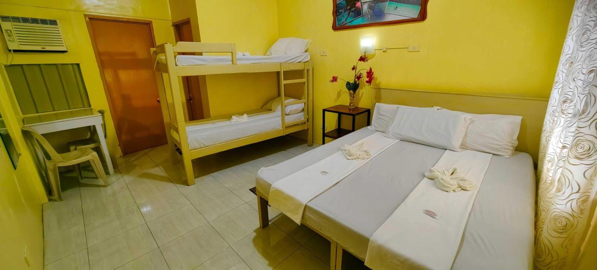 Las Residencias Bed And Breakfast Puerto Princesa Luaran gambar