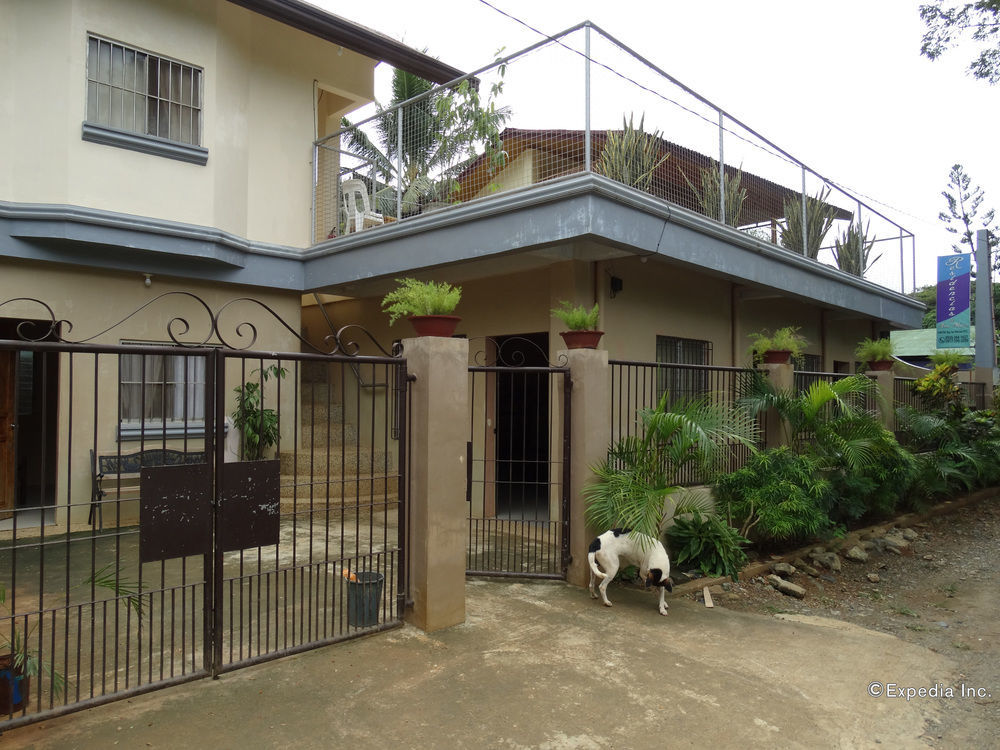 Las Residencias Bed And Breakfast Puerto Princesa Luaran gambar