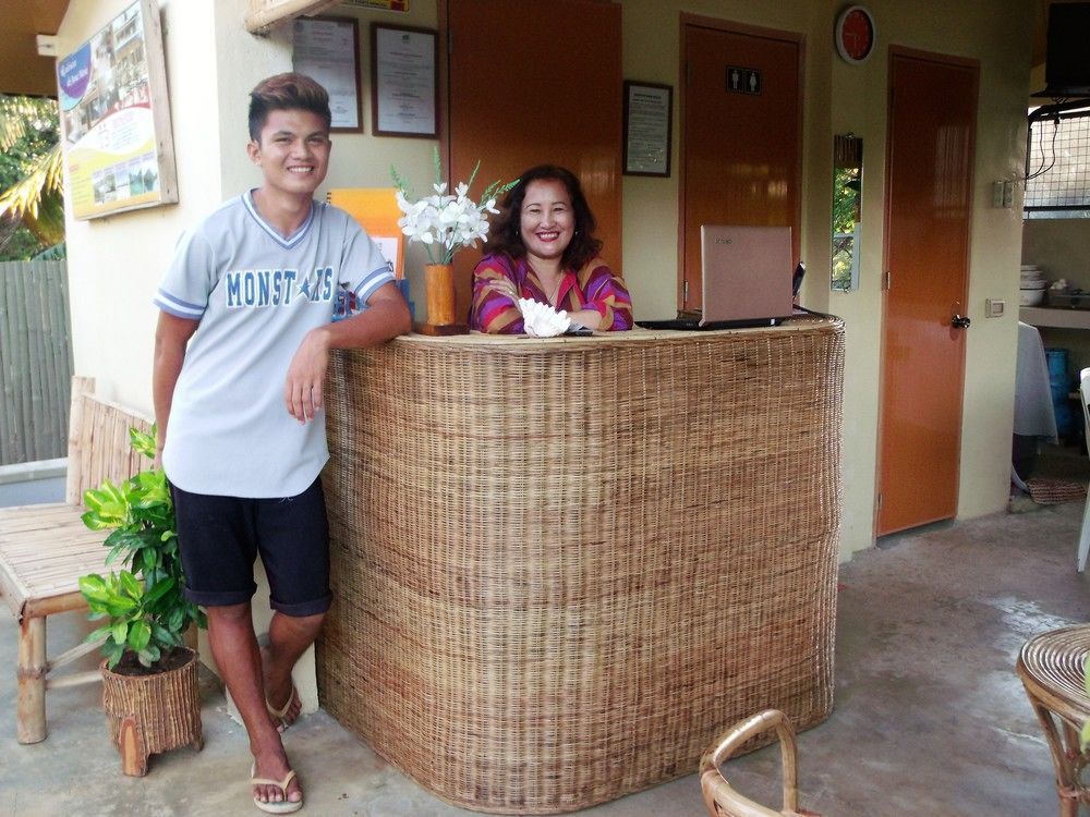 Las Residencias Bed And Breakfast Puerto Princesa Luaran gambar