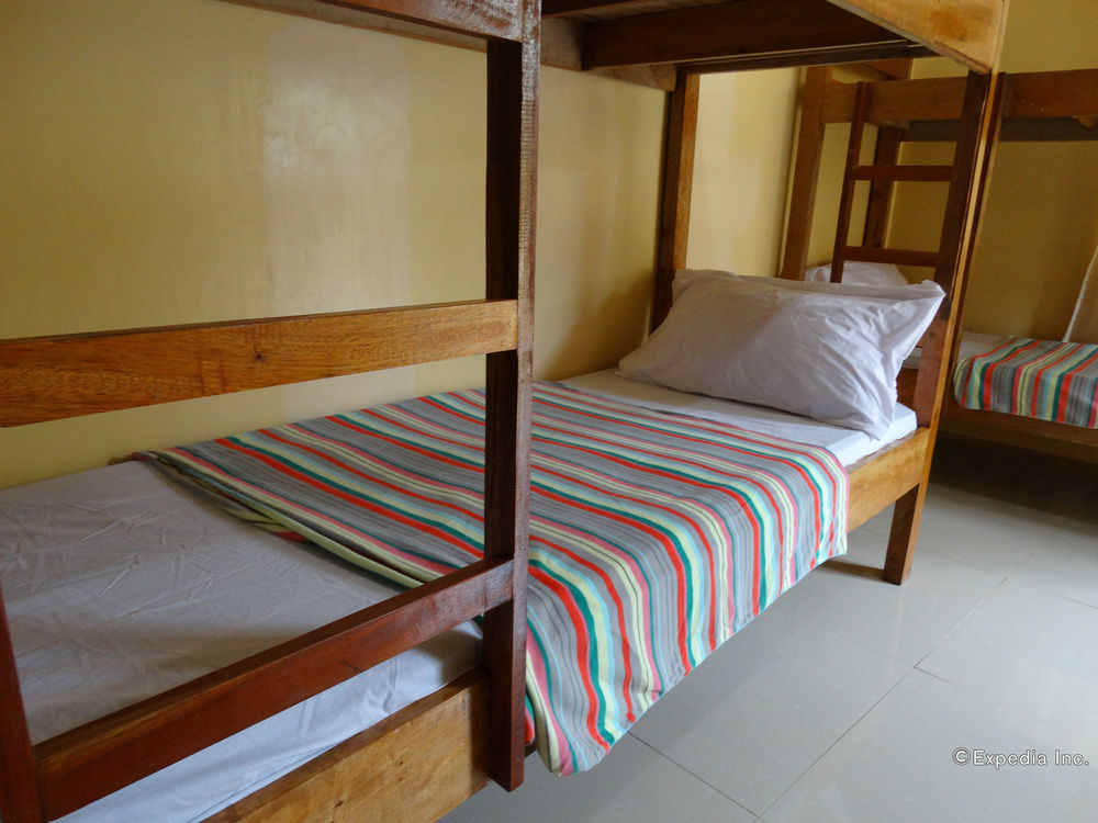 Las Residencias Bed And Breakfast Puerto Princesa Luaran gambar