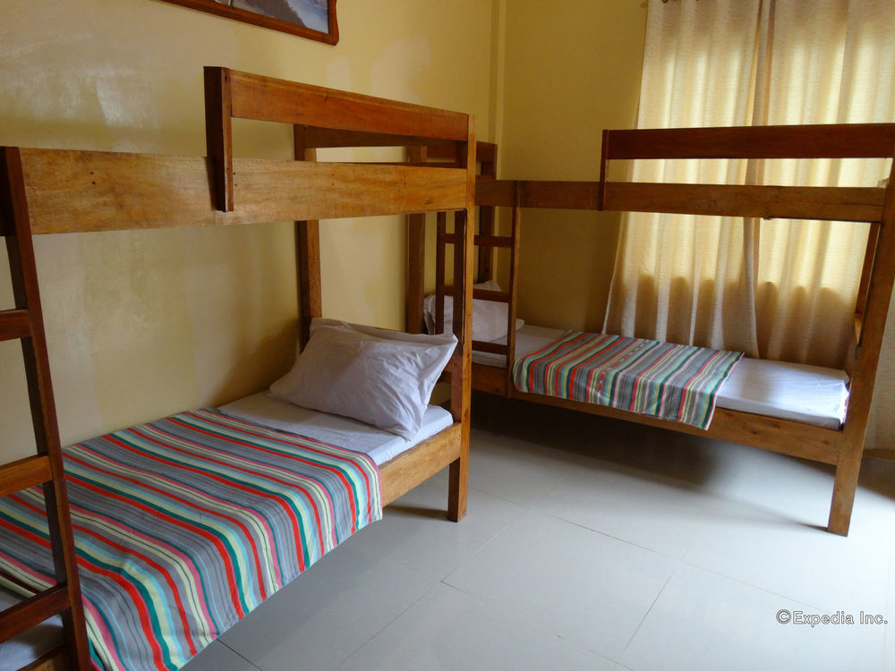 Las Residencias Bed And Breakfast Puerto Princesa Luaran gambar